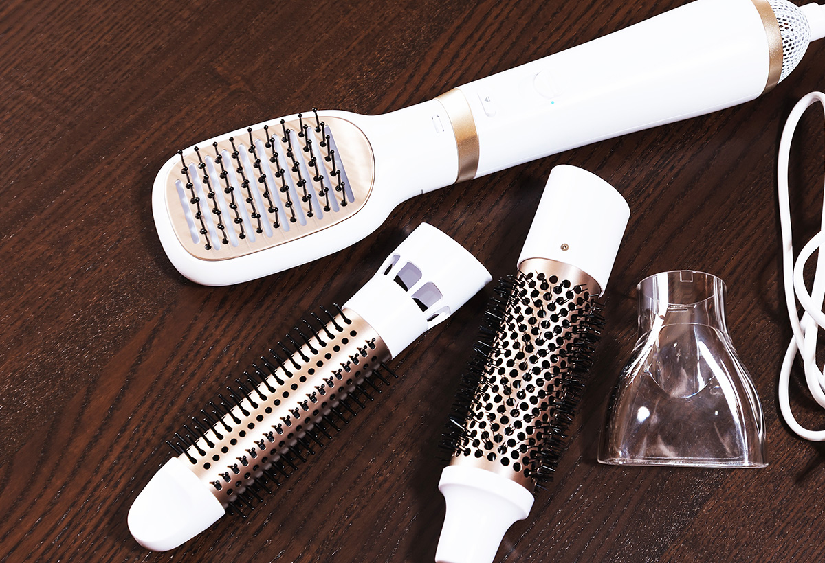 brosse lissante blanche