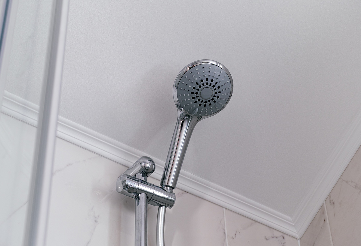 hauteur pour fixation pommeau de douche