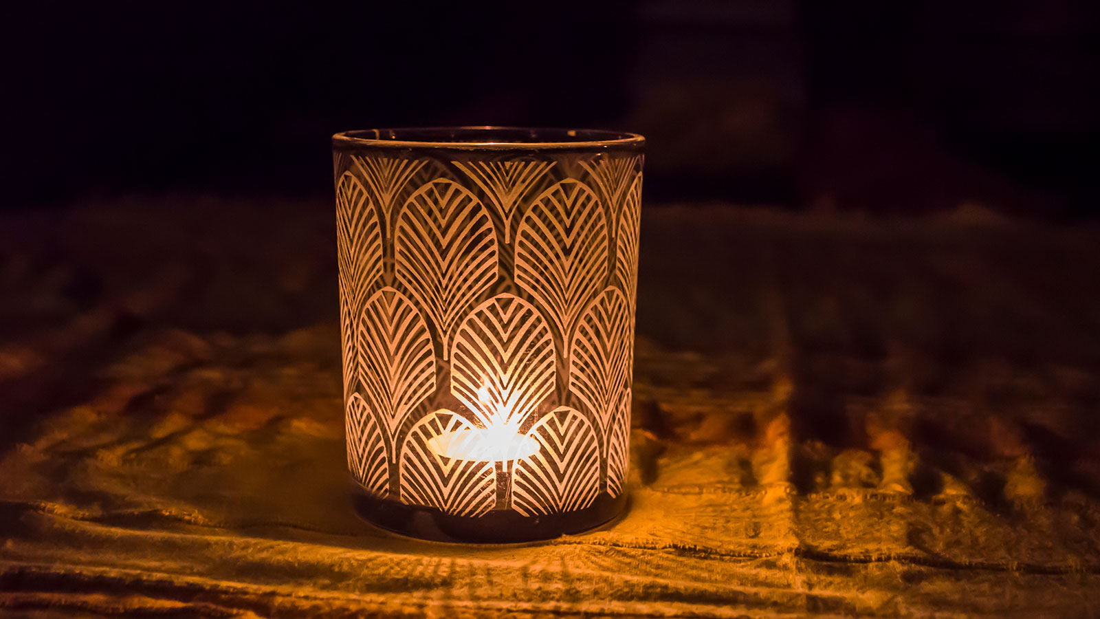 Comment décorer un photophore en verre ? – Blog BUT