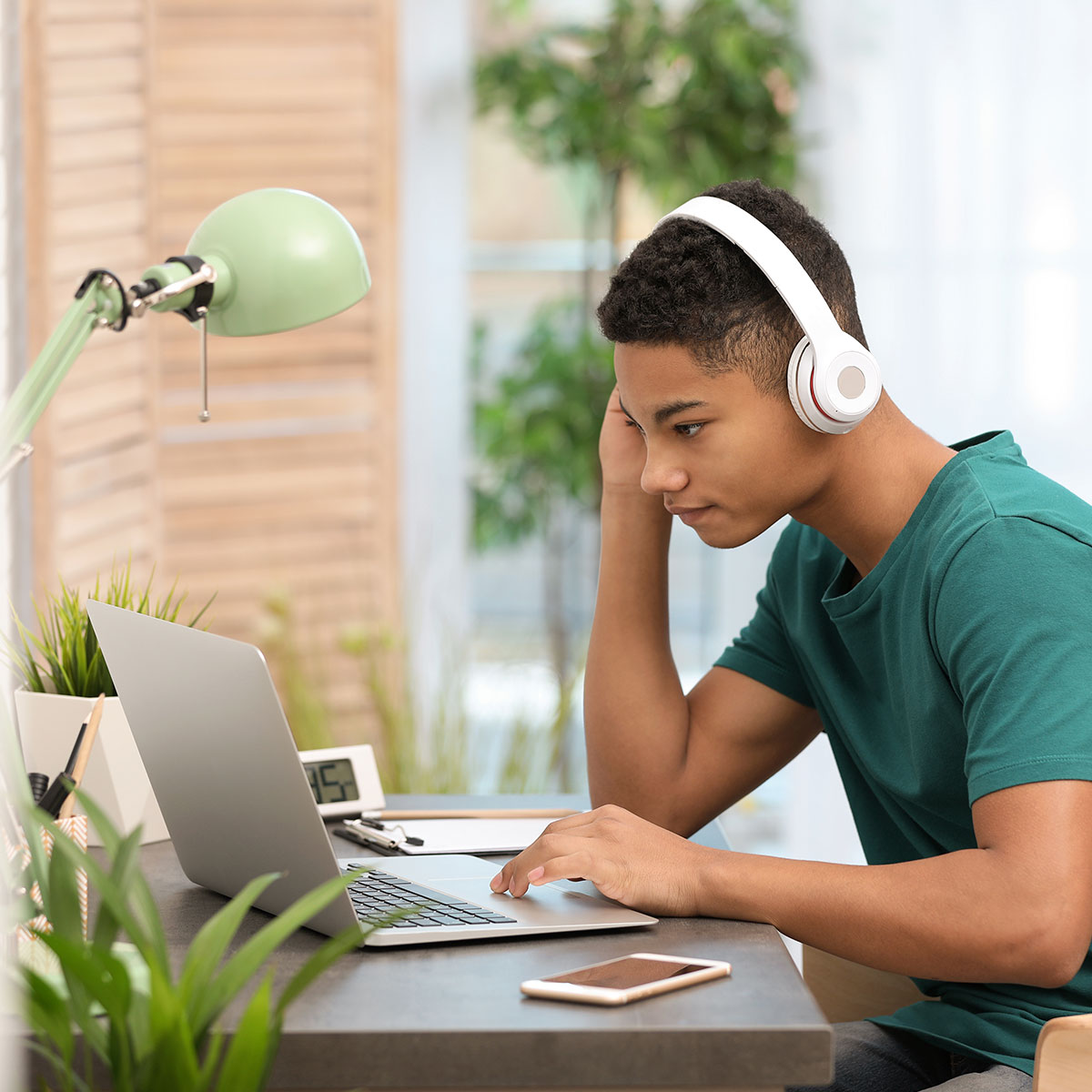 Quel ordinateur portable choisir quand on est étudiant ? — Blog BUT