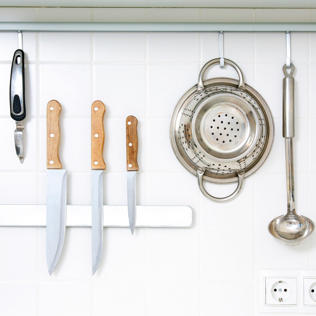 barre rangement murale ustensiles cuisine