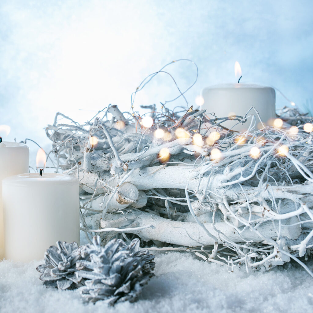 couronne avent givree blanche originale