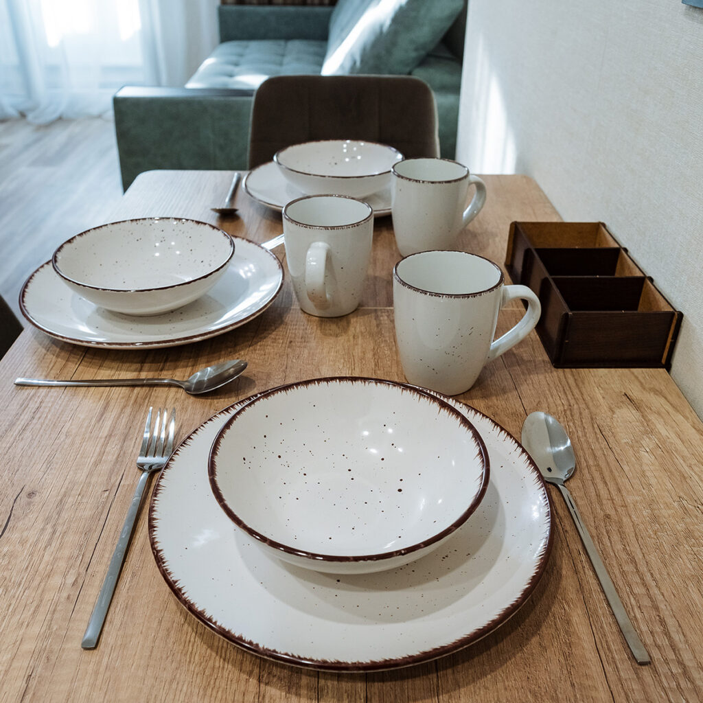 vaisselle ronde epuree decoration scandinave